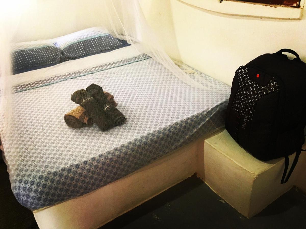 Natural Hostel Атинс Экстерьер фото