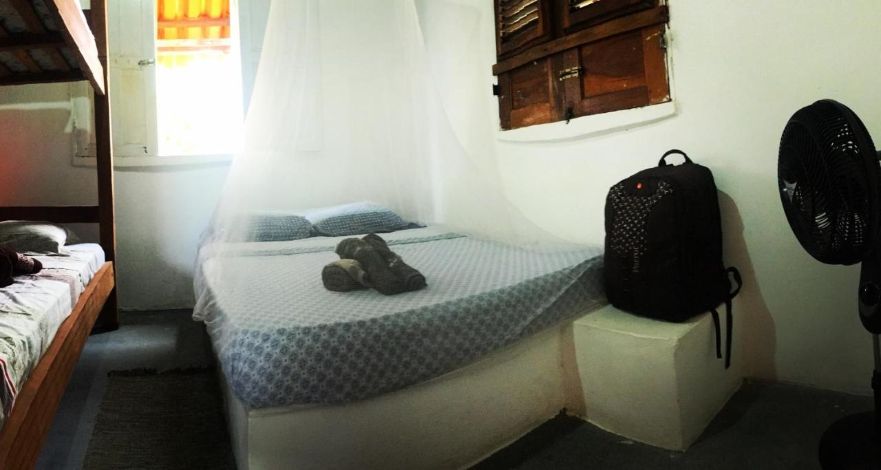Natural Hostel Атинс Экстерьер фото